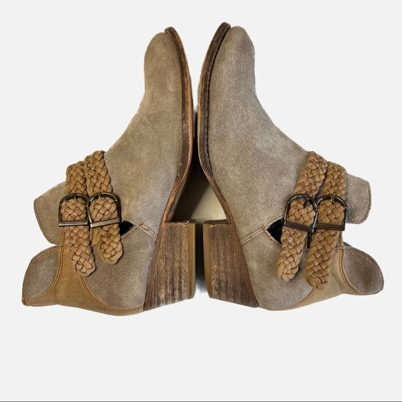Rebels Calista Suede Ankle Booties with Braided Leather Double Strap Size 8 - Picture 5 of 9